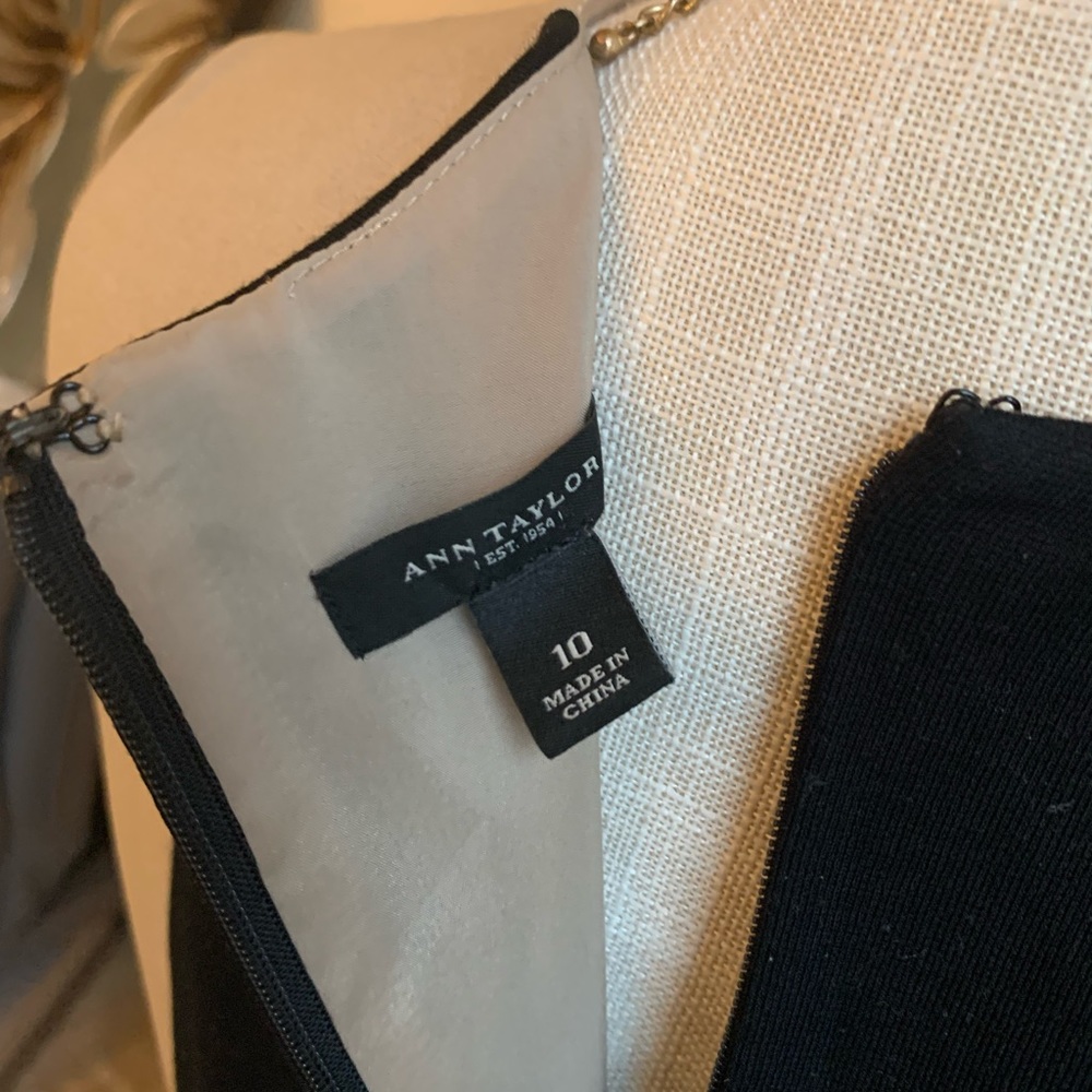 Ann Taylor dress size 10 sleeveless lined dress. - Picture 6 of 6
